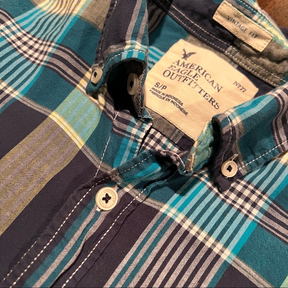 SOLD Lot of 2 American Eagle Outfitters Vintage Slim Plaid Button Down Shirts - Picture 5 of 16